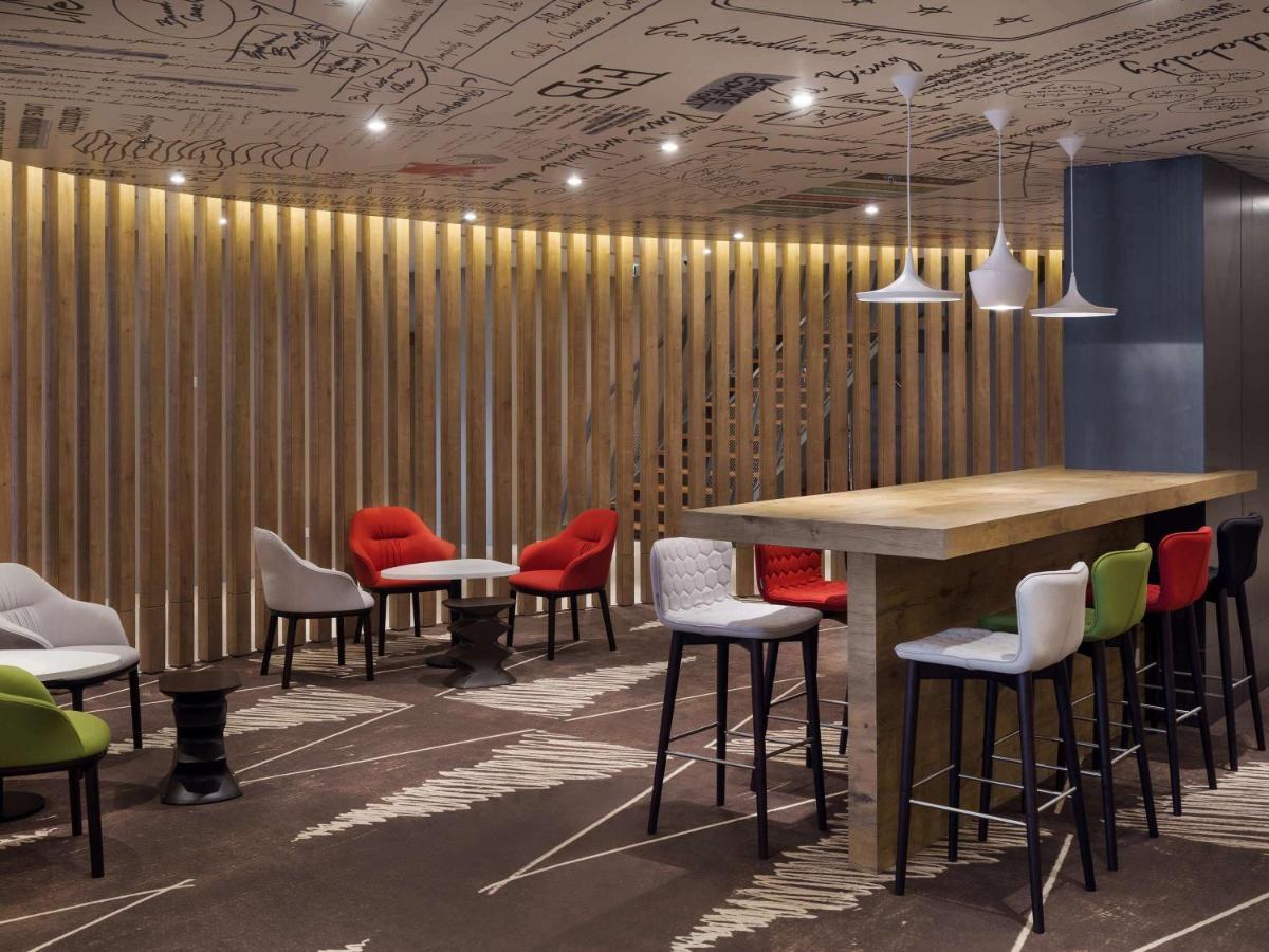 Ibis Jeddah Malik Road Hotel Екстериор снимка