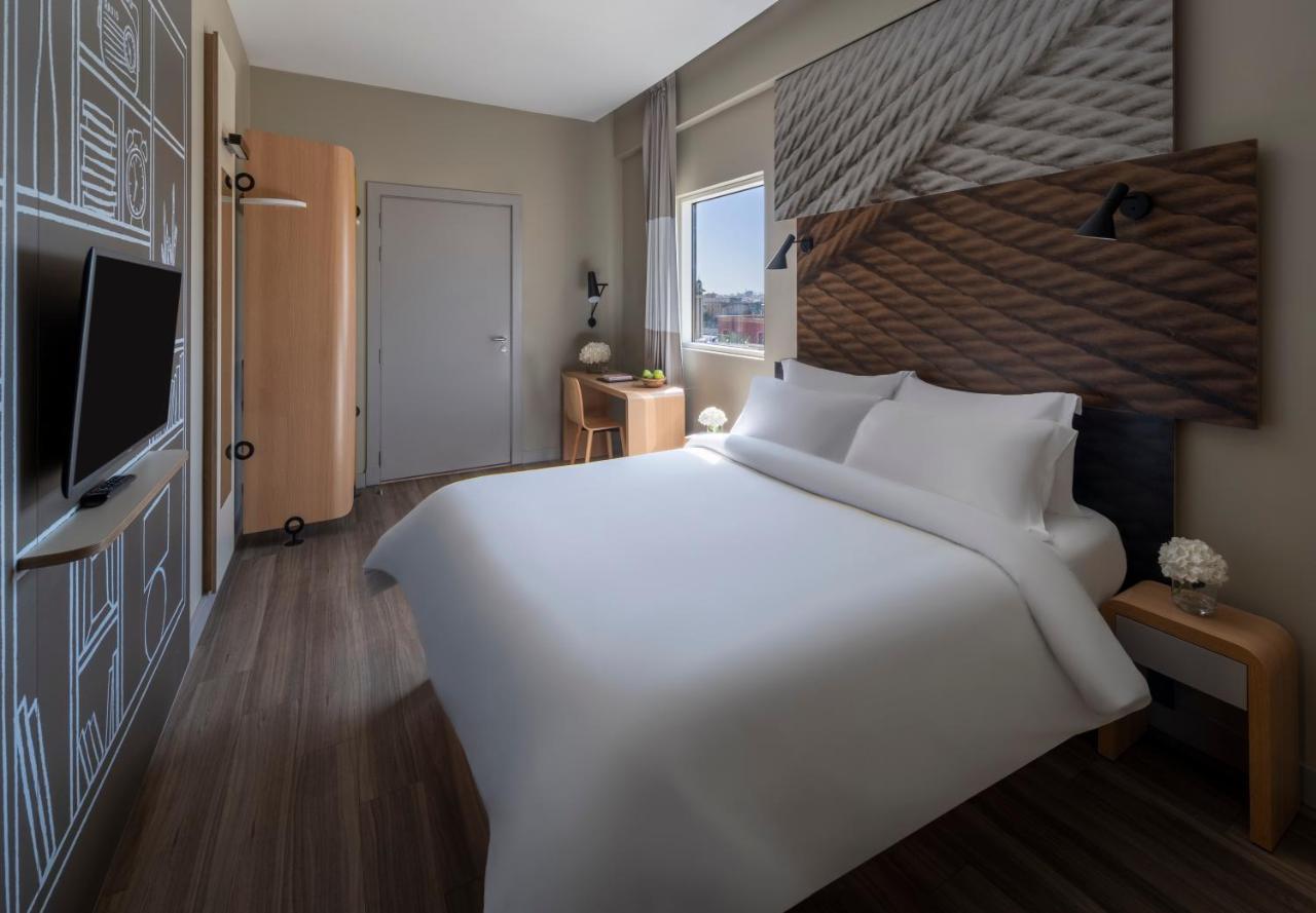 Ibis Jeddah Malik Road Hotel Екстериор снимка