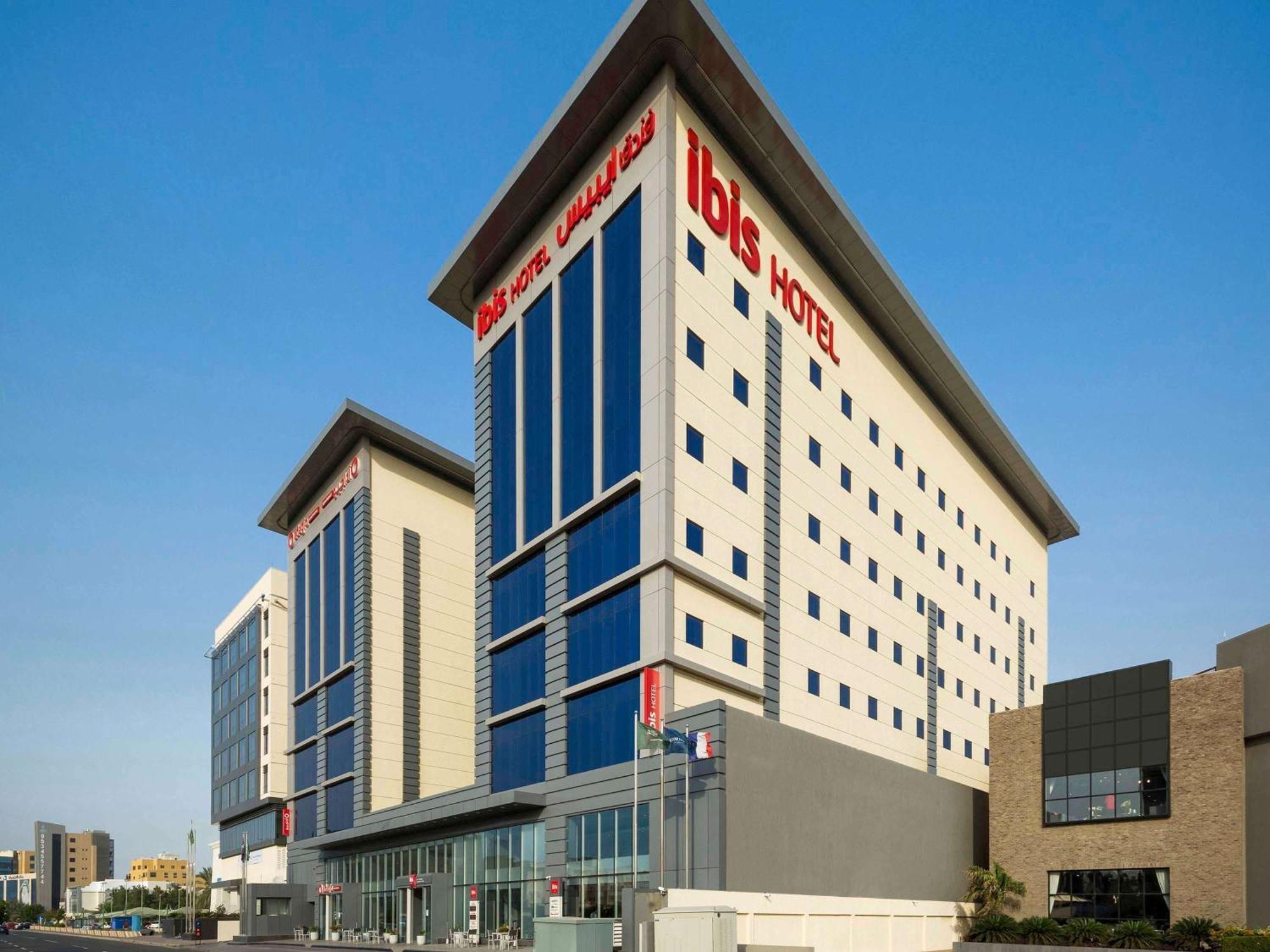 Ibis Jeddah Malik Road Hotel Екстериор снимка