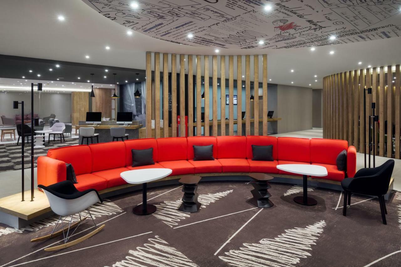 Ibis Jeddah Malik Road Hotel Екстериор снимка